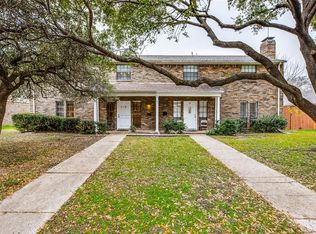 530 Towne House Ln, Richardson, TX 75081