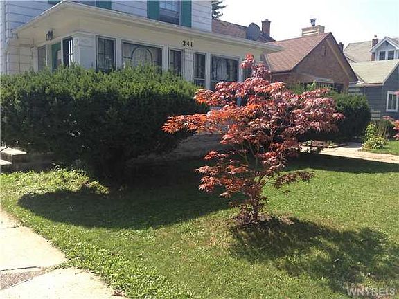 2nd image of 241 Highgate Ave