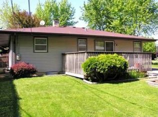 919 19th St, Zion, IL 60099