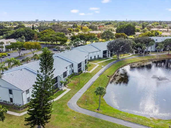 1013 Green Pine Boulevard #G1, West Palm Beach, FL 33409