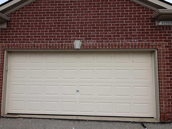 4th image of 30569 Beatrice Ct