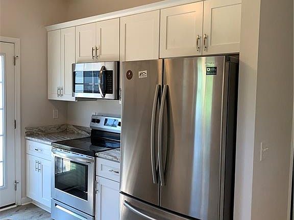 5th image of 2514 Cottage Ave