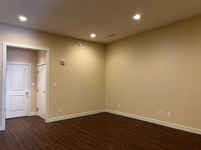 KOT2 (3 bed/3 bath)