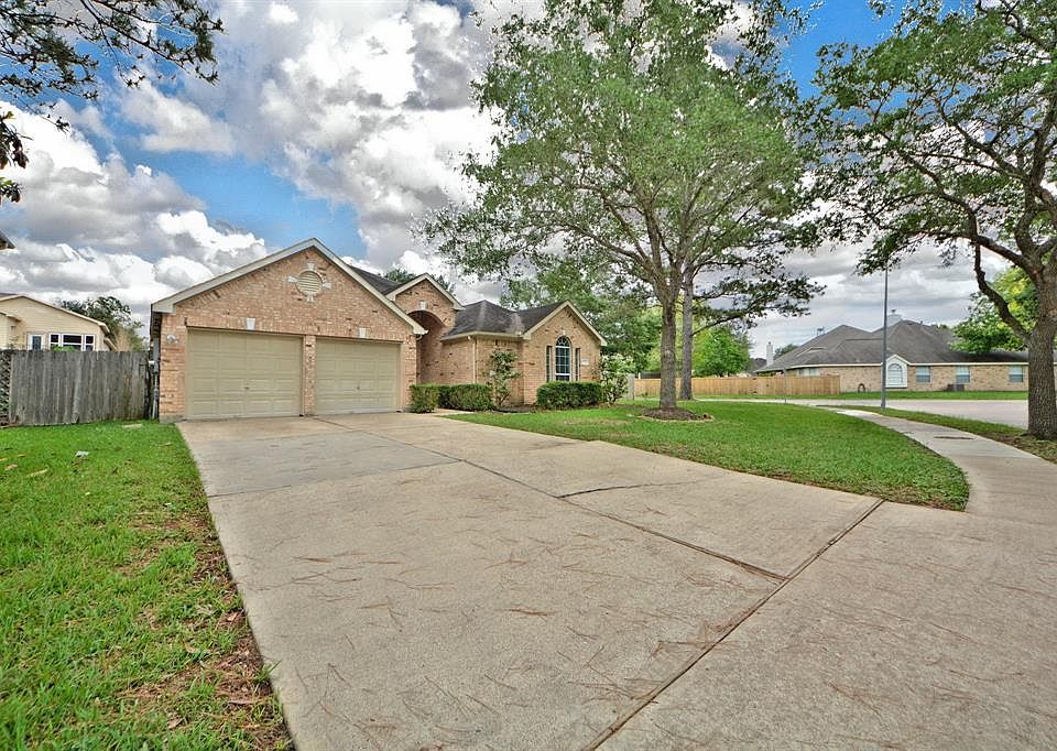 1st image of 5727 Skydale Ln