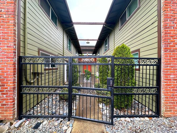 539 NE 80th Ave