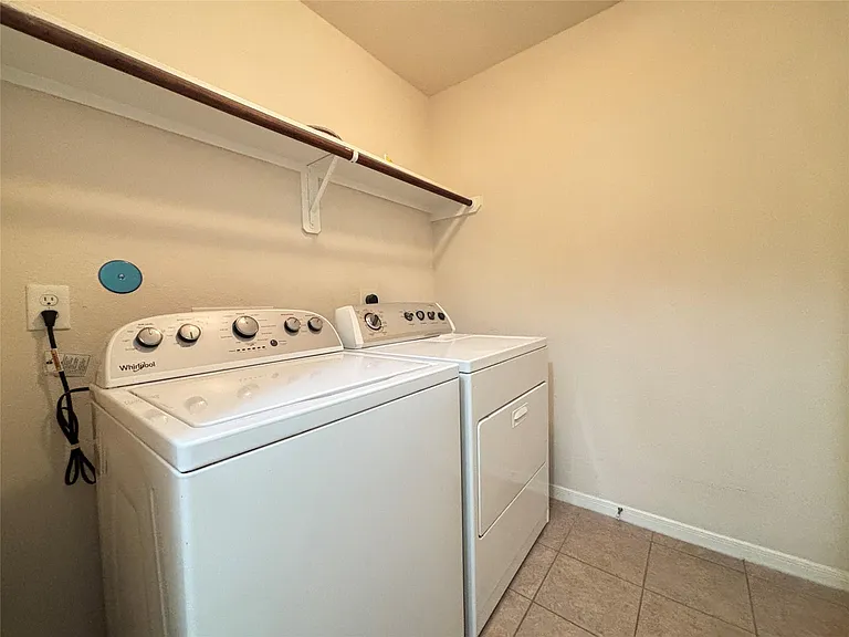 2803 Mustang Hill Ln — Photo 5