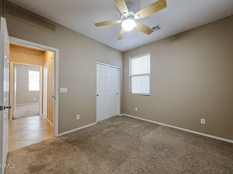 12041 W Cottontail Ln — Photo 19