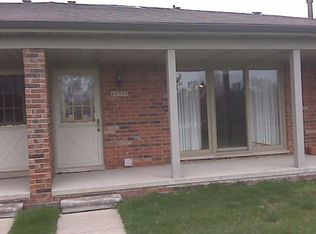 49574 Laurel Heights Ct, Shelby Township, MI 48315