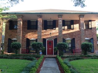 5557 Berkley Dr, New Orleans, LA 70131