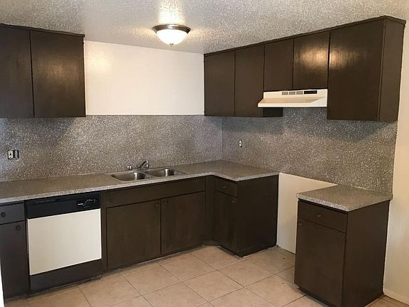 3rd image of 1240 S Memorial Dr #A2-602