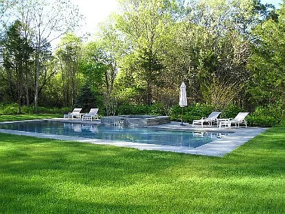 Designer-furnished East Hampton Post Modern — Photo 4