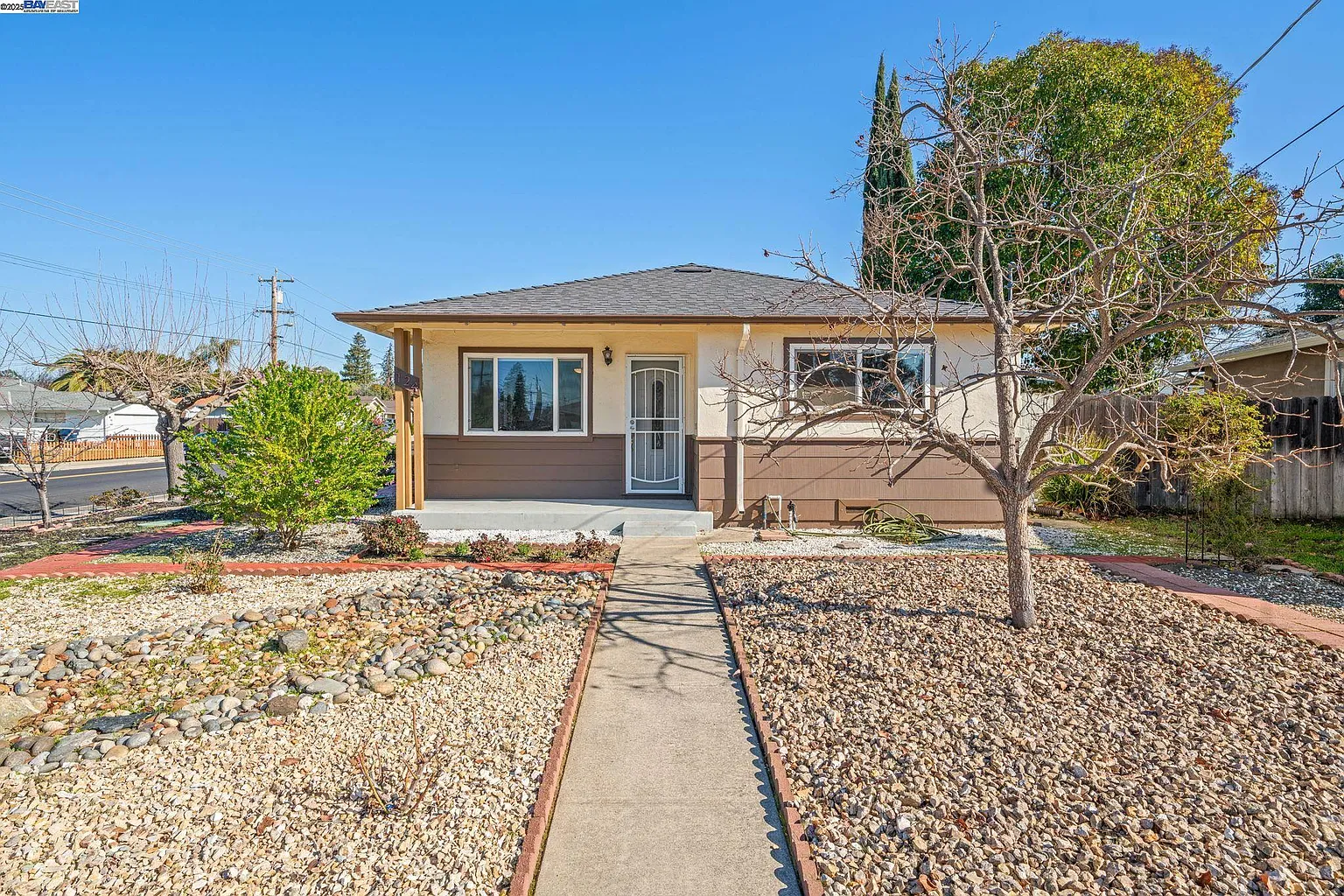 124 Vista St photo 1