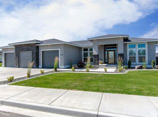 2489 Tiger Ln, Richland, WA 99352