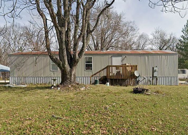 1st image of 16 Eastwood Dr