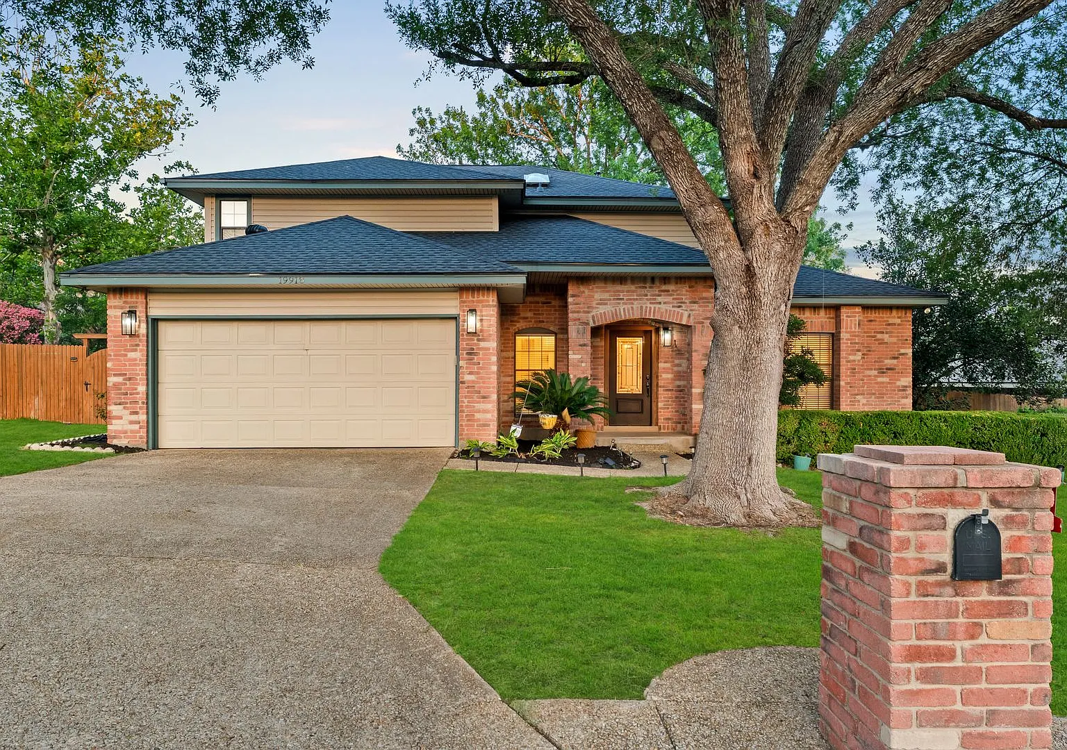 Elegant Carpet-Free Home with Updated Kitchen & Luxurious Primary Suite — Photo 1