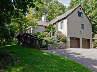 195 Croton Ave, Mount Kisco, NY 10549