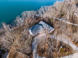 282 Rose Marie Dr, Linn Valley, KS 66040