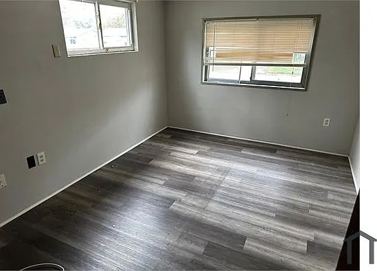 10324 Earl Dr — Photo 5