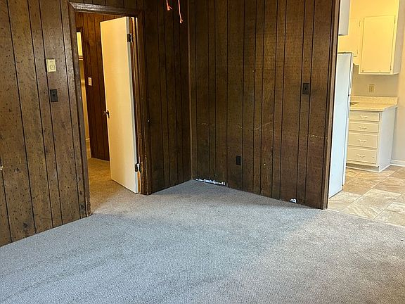 3rd image of 4229 Brownsboro Rd #1