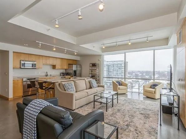 221 E College St APT 801