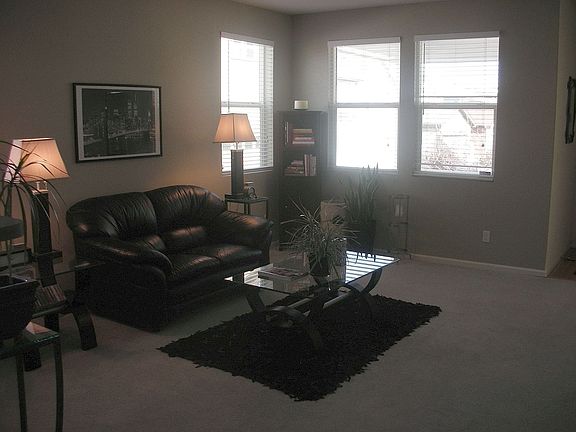 4th image of 2825 Central Park Blvd