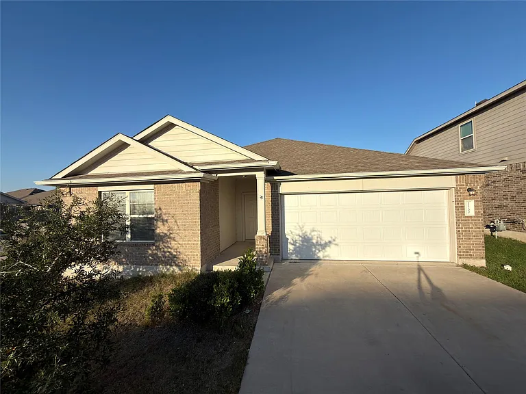 21700 Urraca Ln — Photo 2