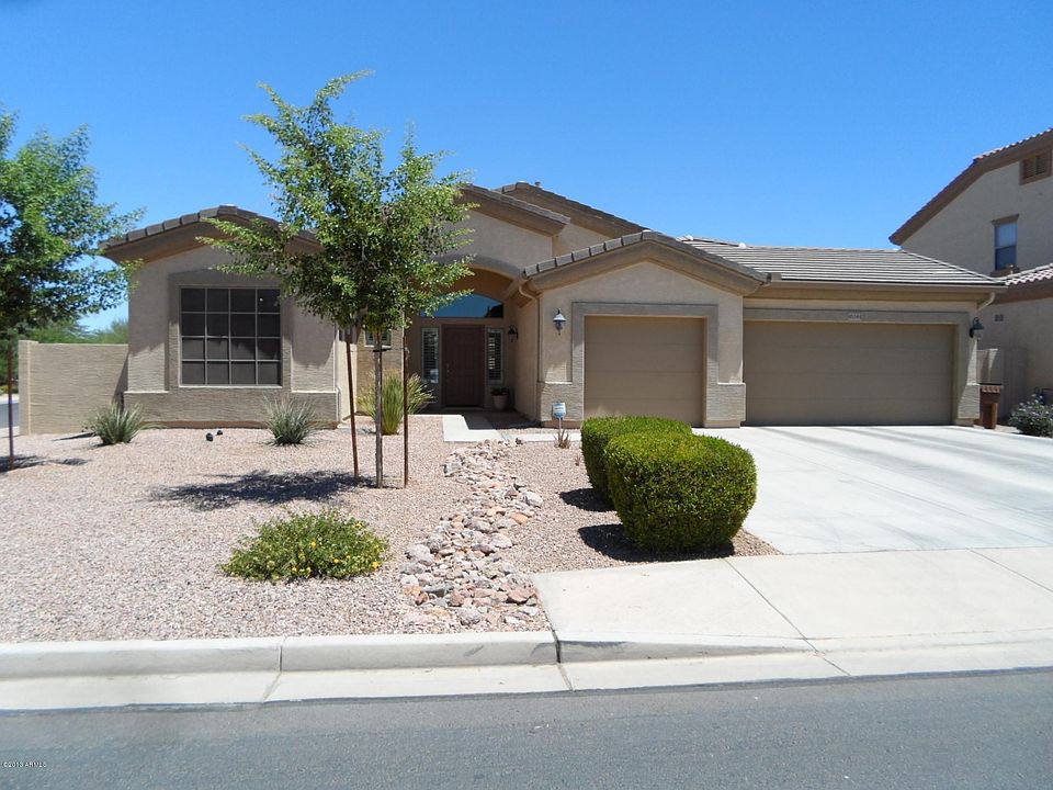 1st image of 45344 W Buckhorn Trl