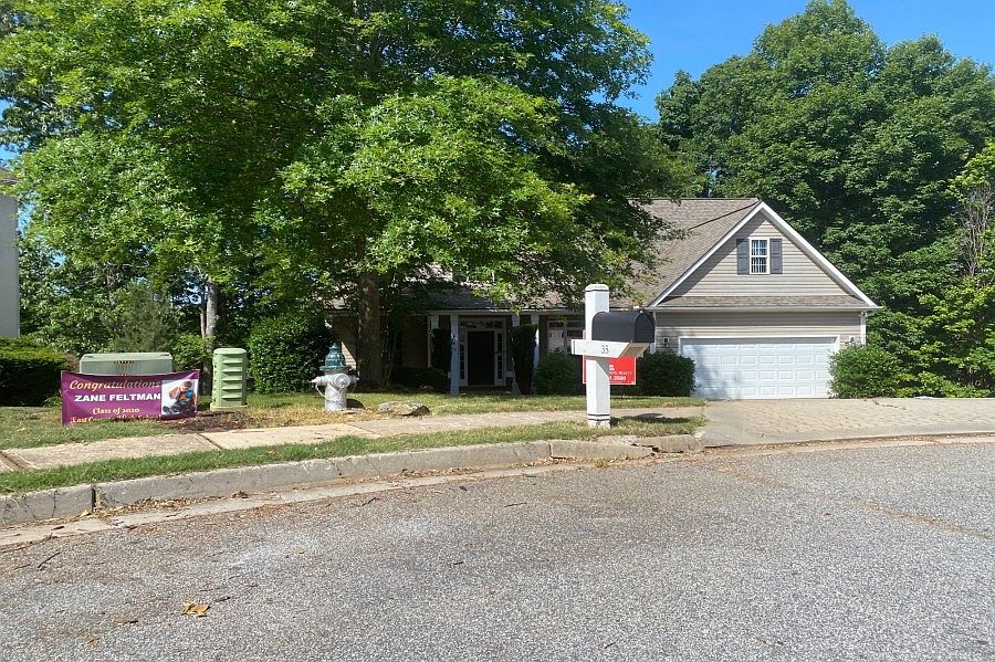 1st image of 35 Knoll Park