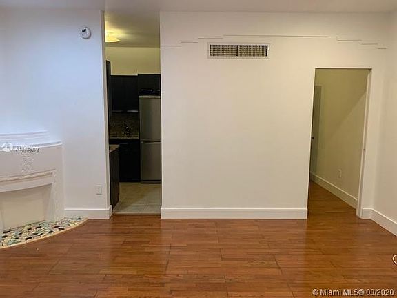 3rd image of 750 Jefferson Ave APT 3
