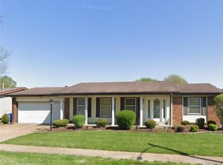 700 Dewayne Dr, Florissant, MO 63031
