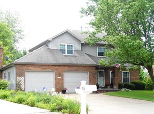1729 Piccadilly Pl, Davenport, IA 52807