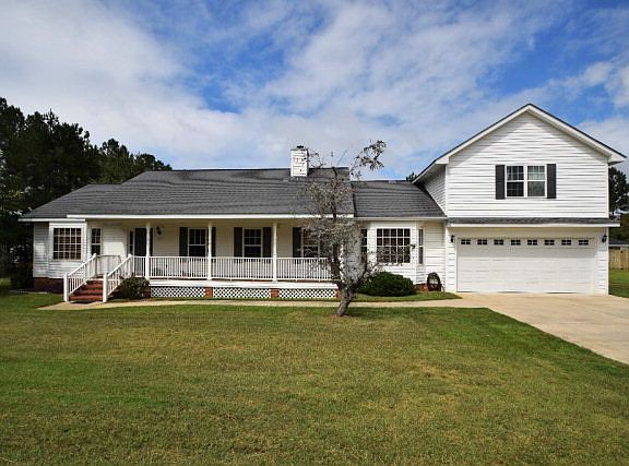 3rd image of 635 Starbuck Dr