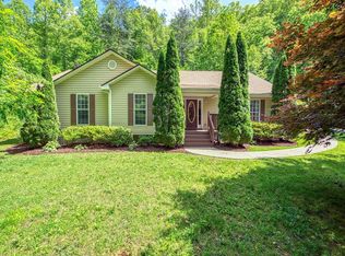 437 Wake Robin Dr, Cullowhee, NC 28723