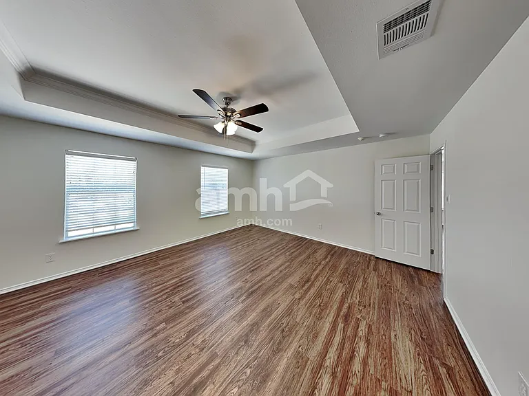 7919 Oak Pointe — Photo 11