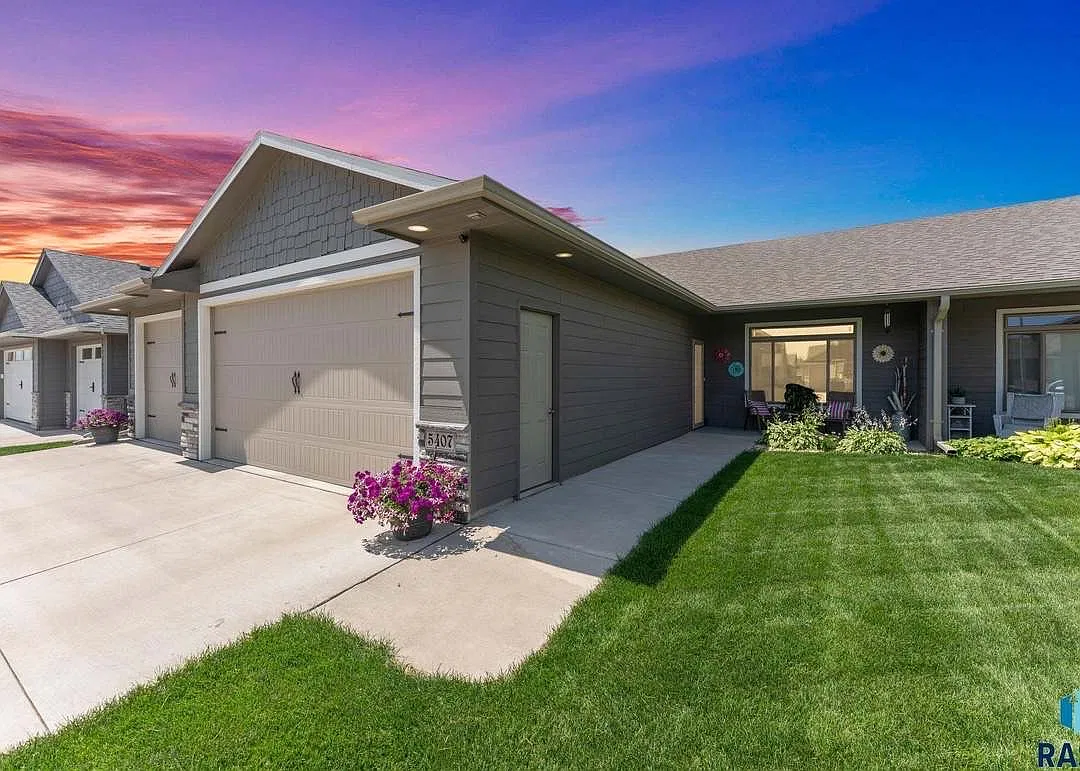 3 bed, 1649 sqft, $1,850 — Photo 1