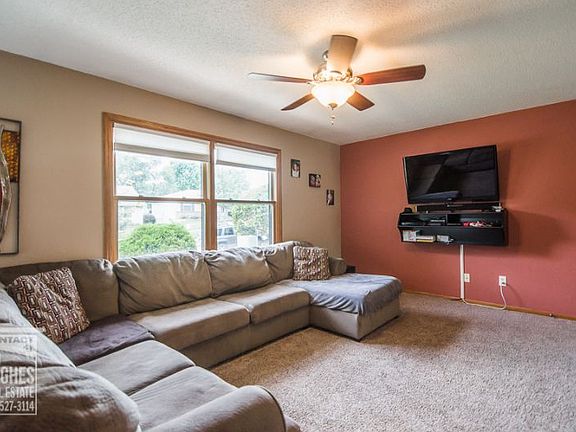 2nd image of 181 Glenbrook Dr