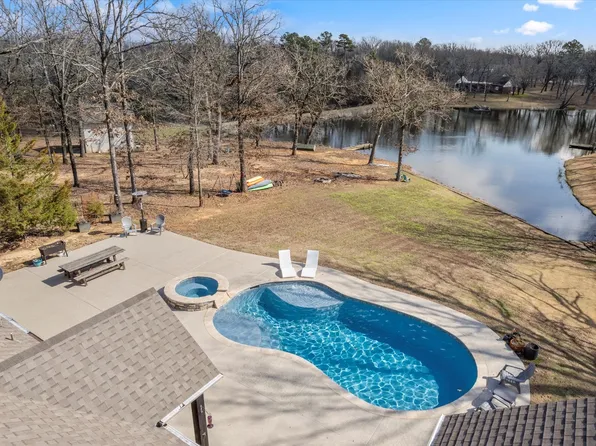 80 County Road 4226, Mount Pleasant, TX 75455