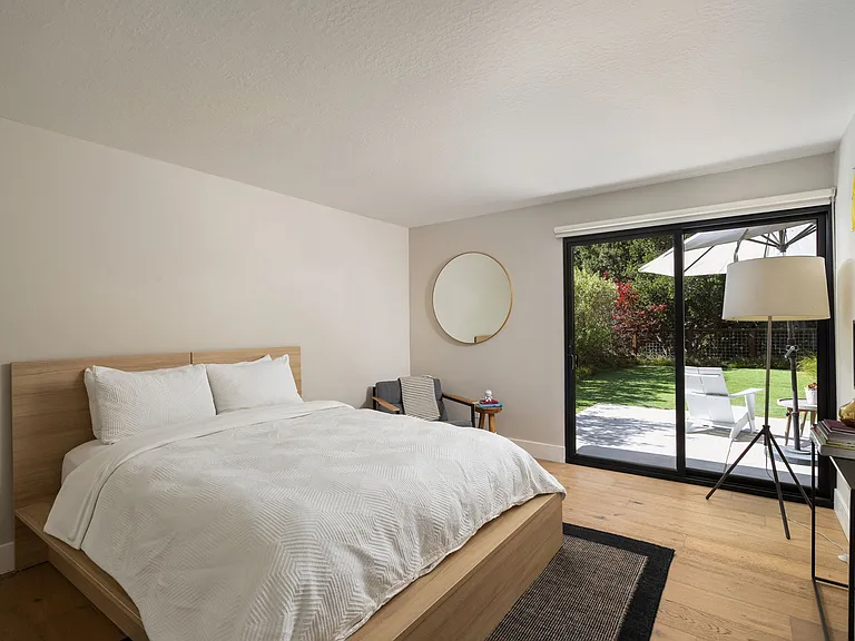 31 San Marino Dr — Photo 33
