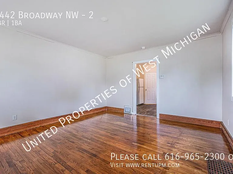 1442 Broadway Ave NW #2 — Photo 8