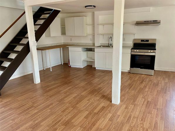 62 Main St UNIT 3