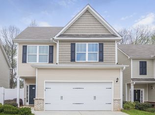 520 Hill Crest Cir, Hiram, GA 30141