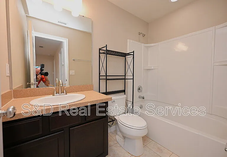 6309 Yellow Buckeye Dr — Photo 34