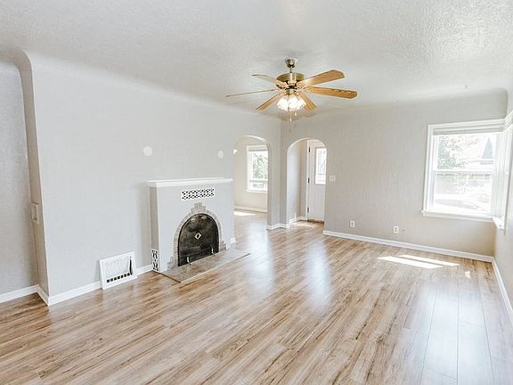 2nd image of 527 Juniper St