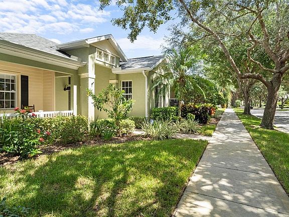 3rd image of 567 Meadow Sweet Cir