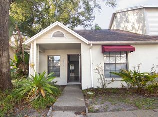 8418 Laurelon Pl, Temple Terrace, FL 33637