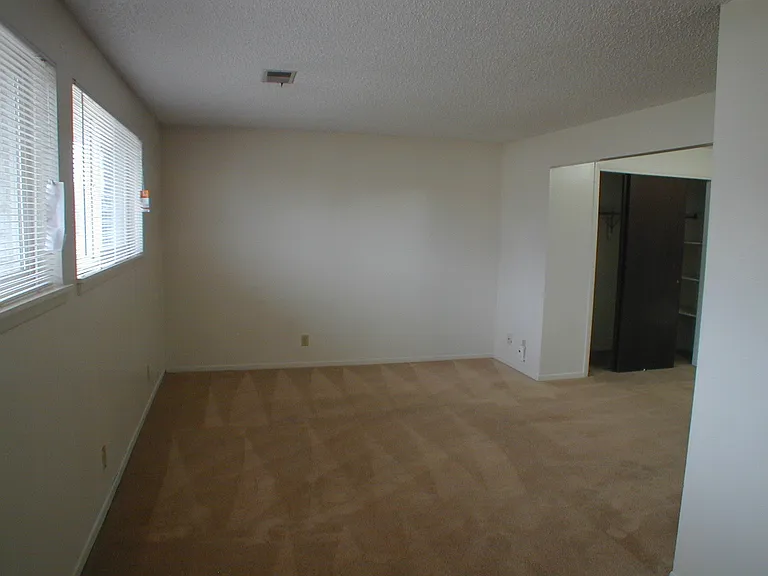 4701-3 Mountain Rd — Photo 2