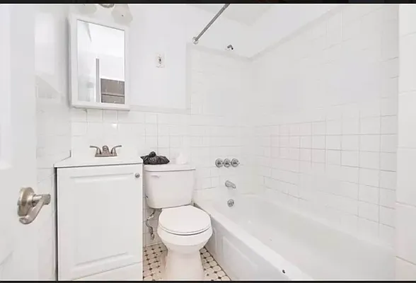 Rented by Brown Harris Stevens | media 41