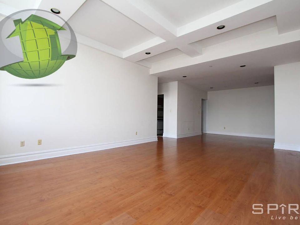 1st image of 4502 Ditmars Blvd #315