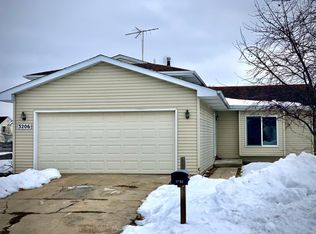 3206 Pioneer Ct, Joliet, IL