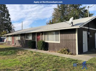 522 SE J St Unit B, Grants Pass, OR 97526